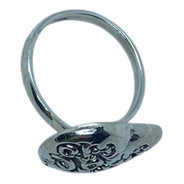 Anillo Corazon labrado